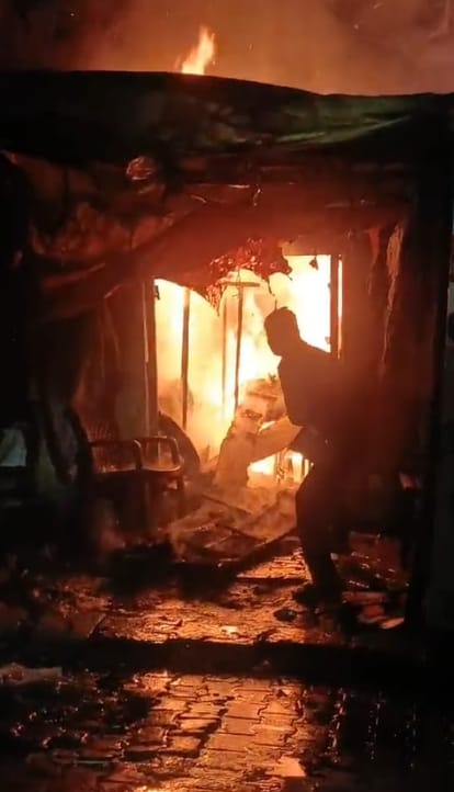 Fire broke out in two shops including beer shop