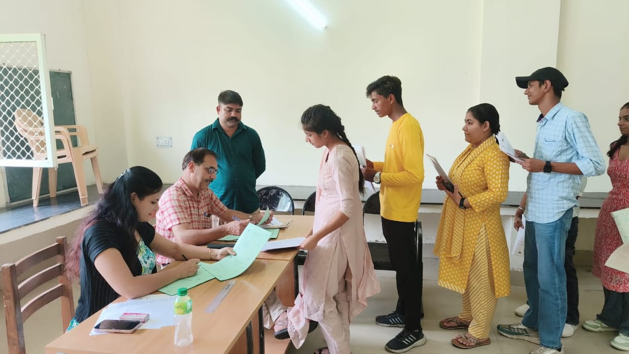 Mission Admission: 33 out of 58 admissions in B.Com, 38 out of 86 admissions in B.Sc Life Science.