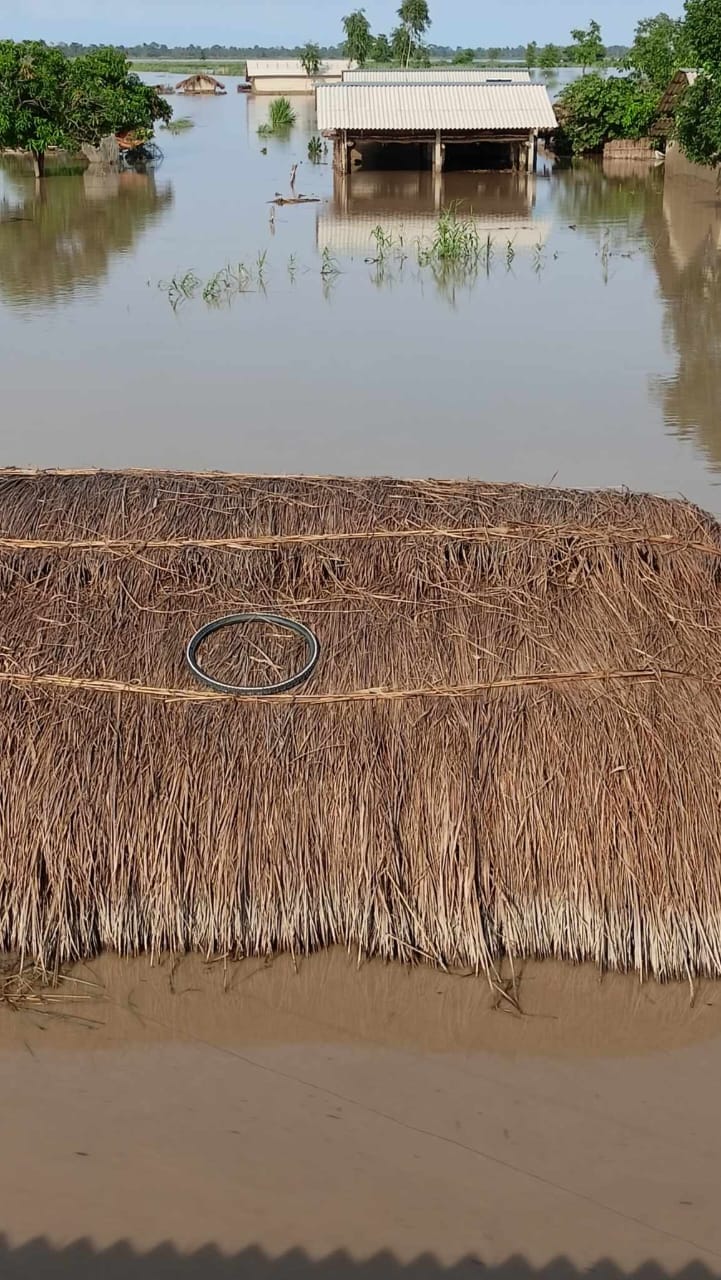 200 people from three villages trapped in Sharda Par flood