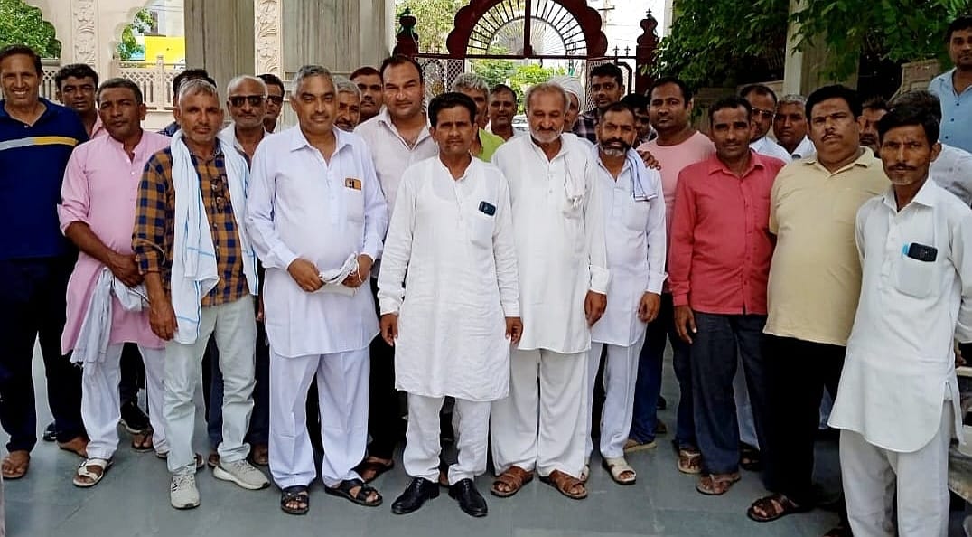 Depot holders got angry for not increasing the commission