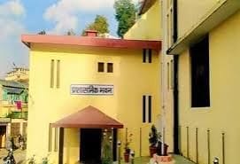 Students are turning away from SSJ University