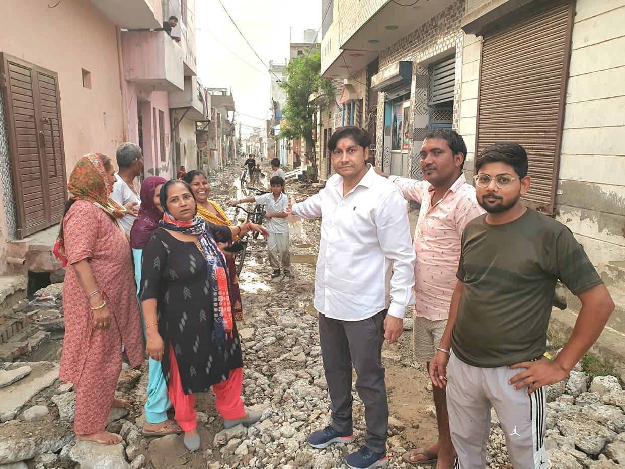 Anger among Surat city residents due to demolition of concrete street