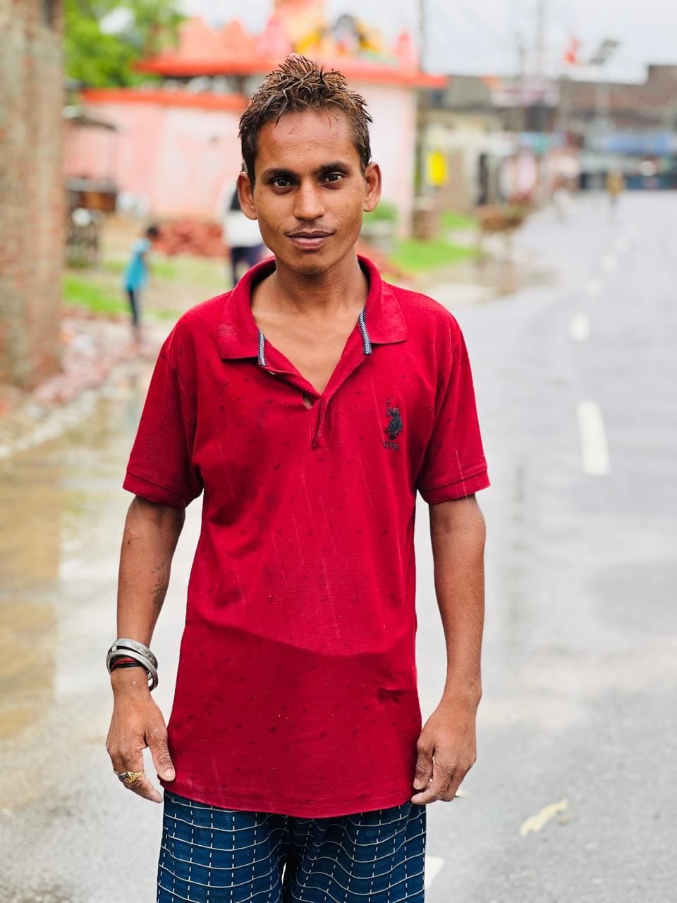 Youth dies due to drowning while crossing swollen drain