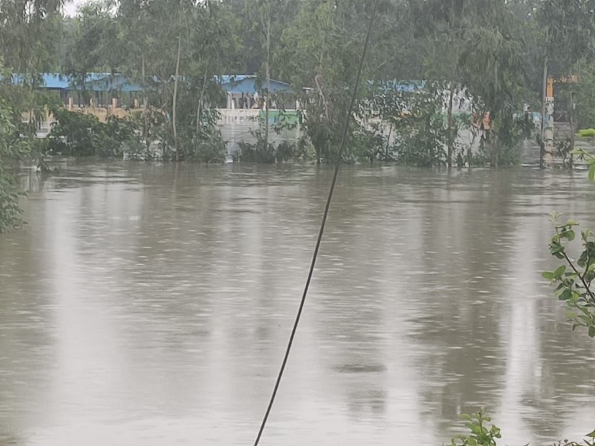 Water level of rivers decreased, problems still in villages