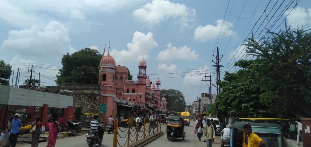Khandwa weather has been sunny and rainy at some places people says weather is dry
