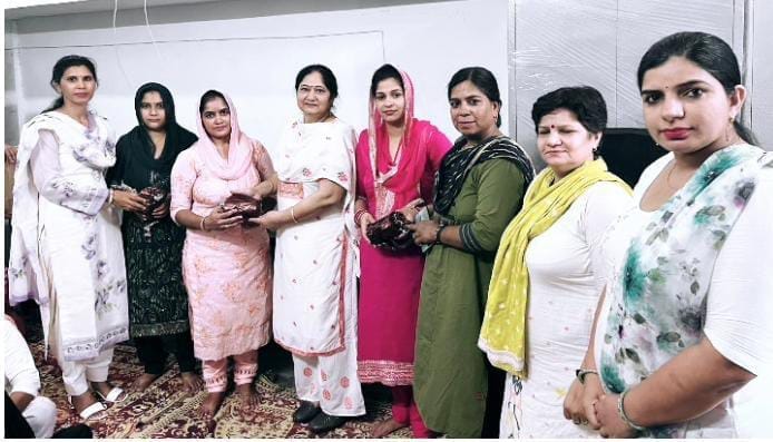 Bass's Reena first in best mother award