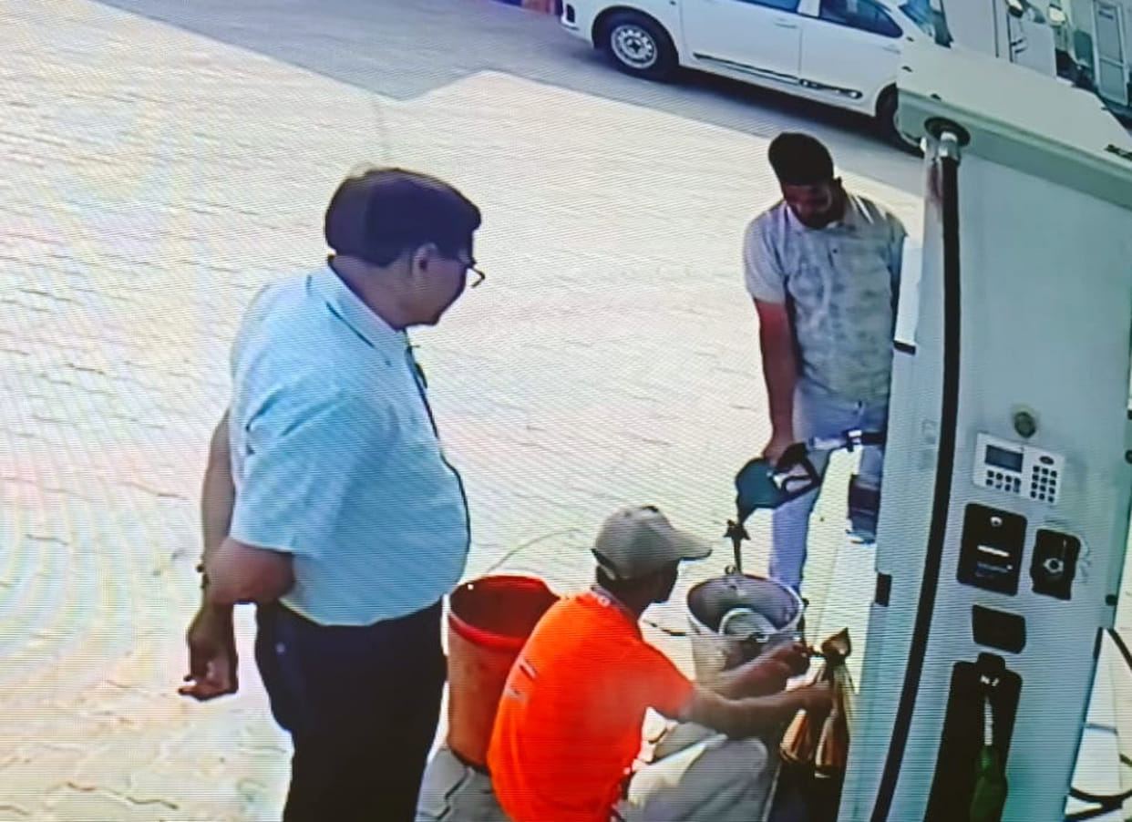 Petrol pump inspected