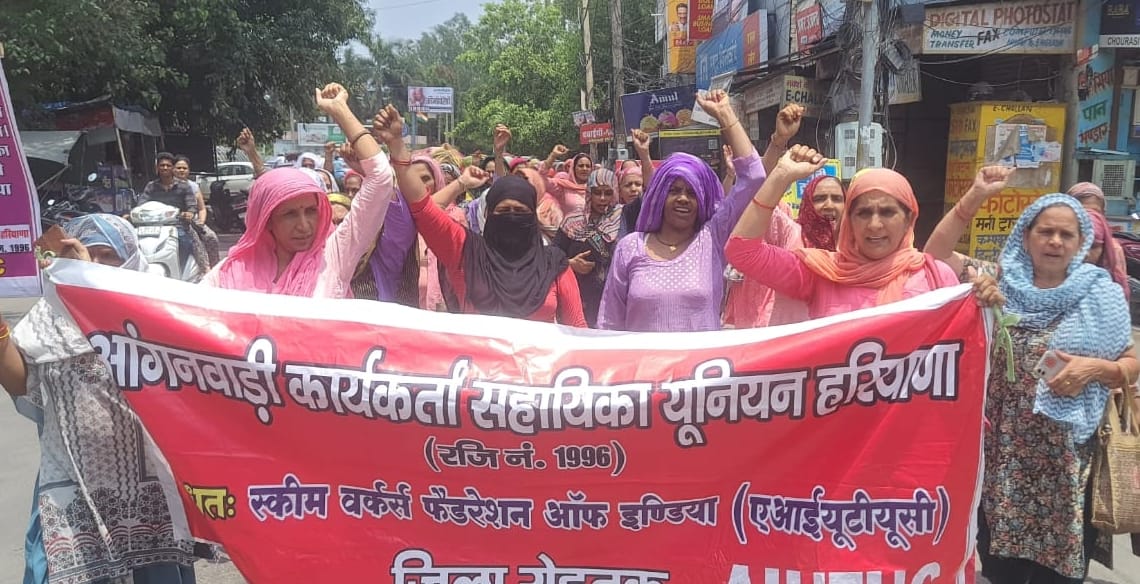 Anganwadi workers wrote a letter to the Chief Minister regarding increasing the honorarium.