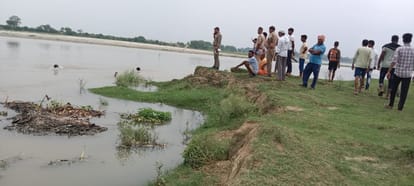 Amethi News: गोमती में संदिग्ध हालात में डूबा युवक, तलाश जारी Youth drowned under suspicious circumstances in Gomti, search continues
