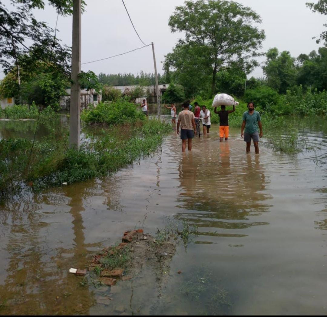 Population of 36 thousand affected in flood affected villages, waterlogging on roads