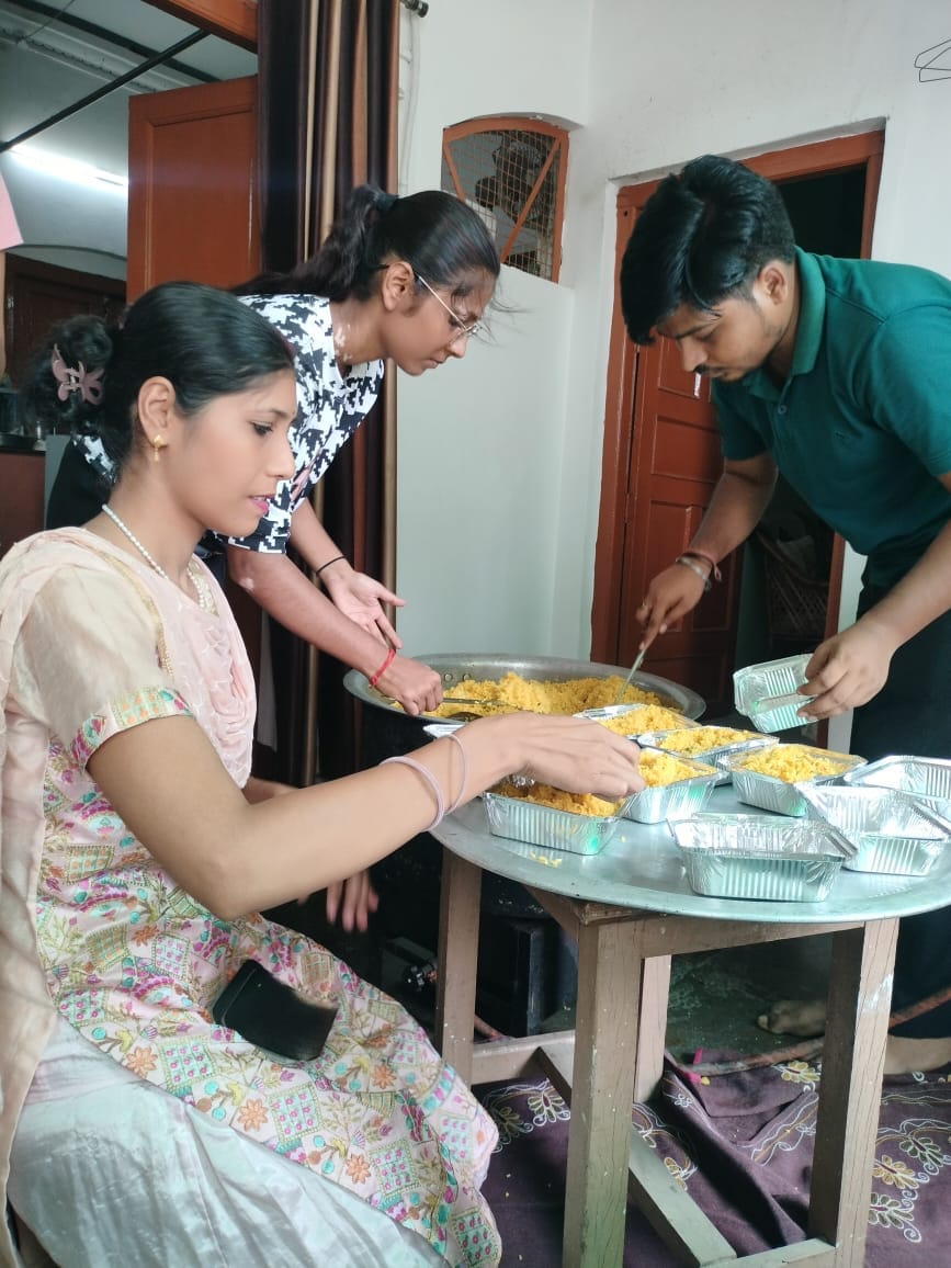 Organizations came forward to help the flood victims...distributed food packets