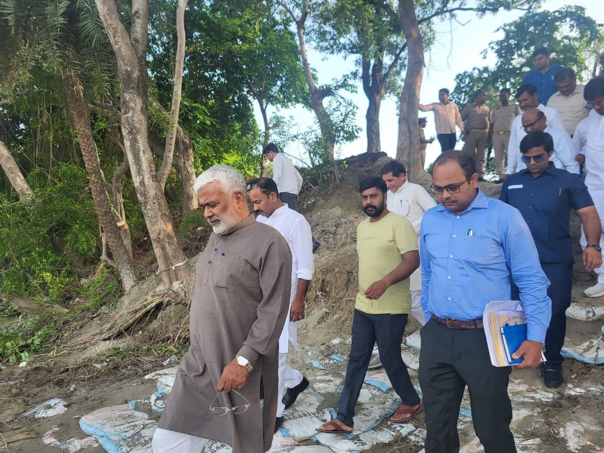 There should be no carelessness in dealing with floods