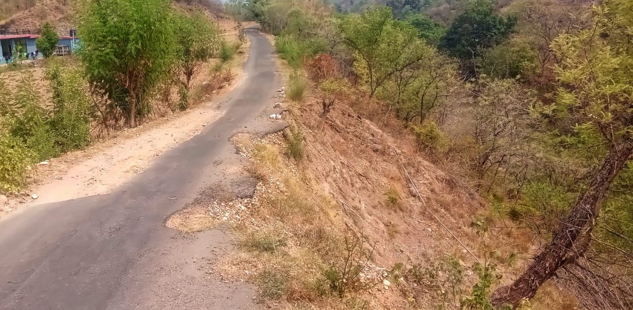 There was no riot on the road of Panjain village even after a year