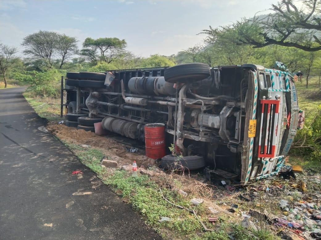 Car overturns in Madhogarh valley for the second time in a week, driver and assistant safe