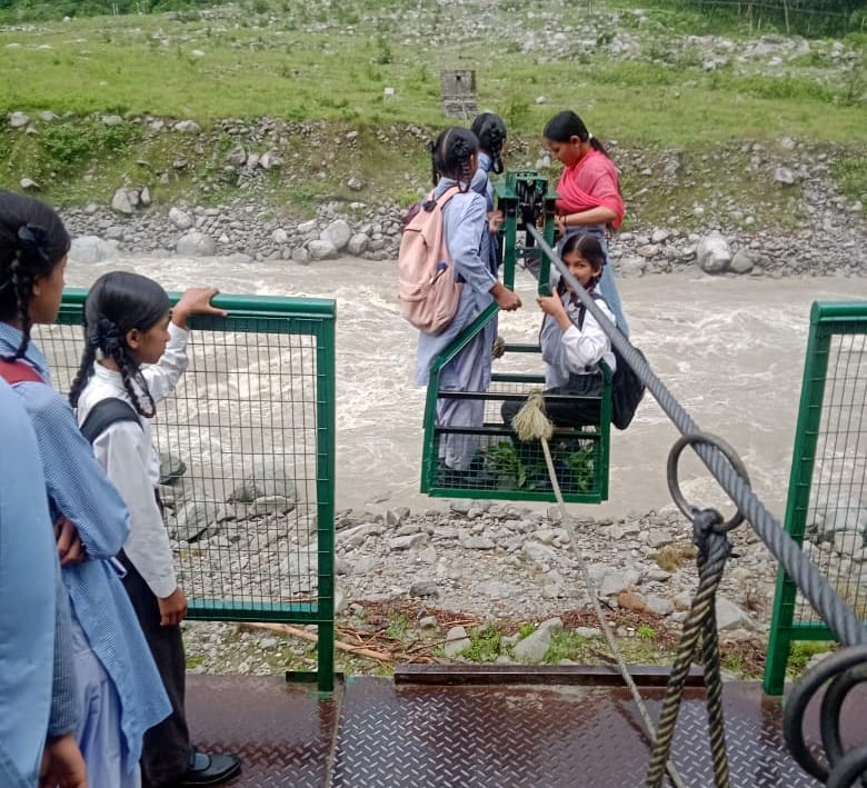 lives of 19 children are hanging on the trolley in pithoragarh