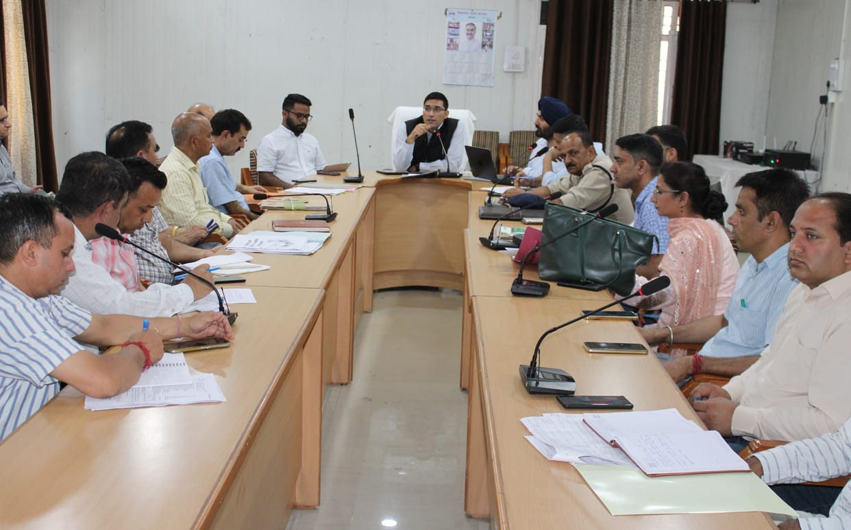 Officers should speed up the process of forest permission cases: Deputy Commissioner
