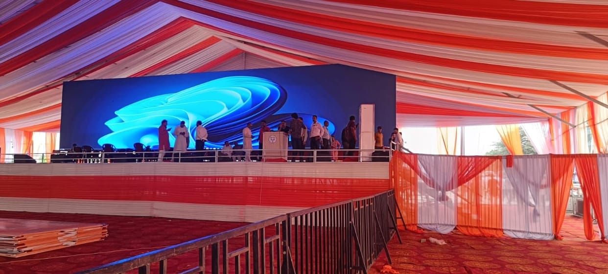 VIP stage built for BJP leaders, seating arrangement for 30 thousand people