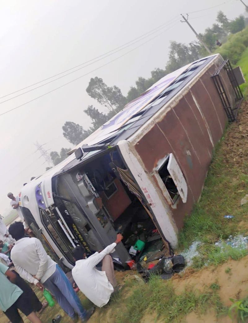 Bus full of wedding guests overturns in ditch, groom's uncle dies