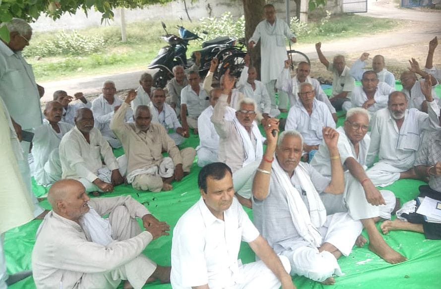 Electricity pensioner's strike ends on XEN's assurance