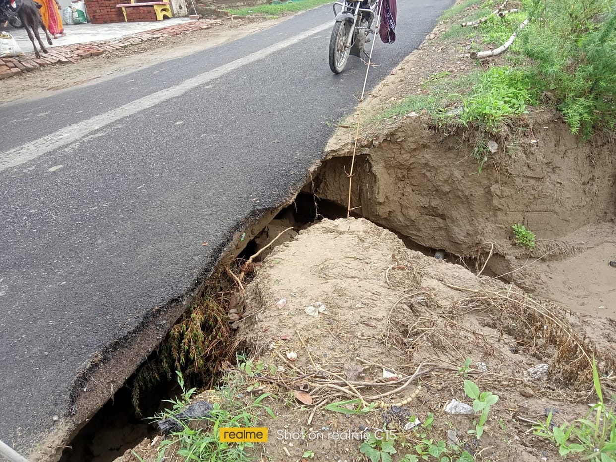 Track caved in near the approach on Bhatpar-Bhatni road