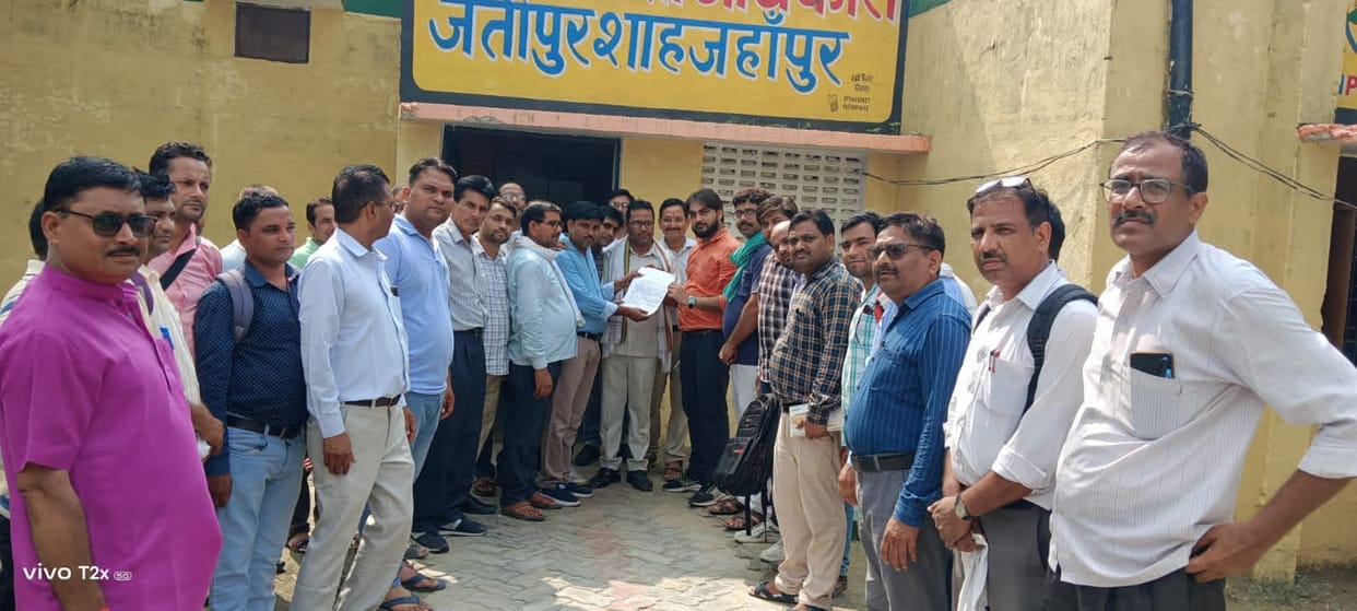 215 teachers from six development blocks resigned from cluster posts
