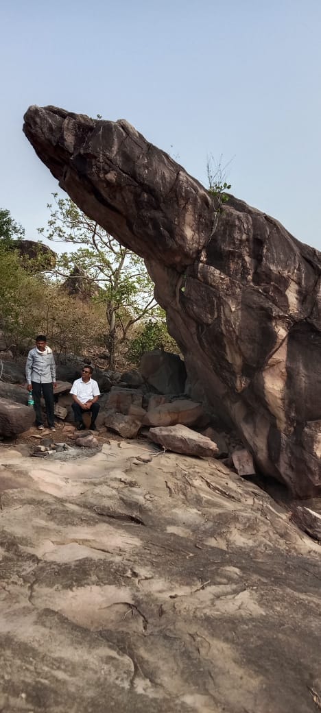 Damoh: People get excited after seeing the caves shaped like wild animals found in Bhiloni village
