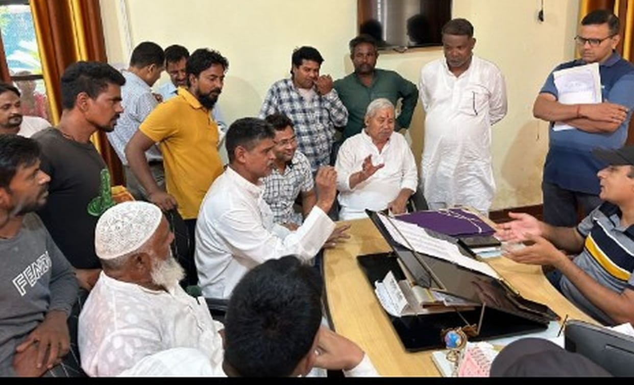 Allegation of discrimination in distribution of disaster funds and ration kits