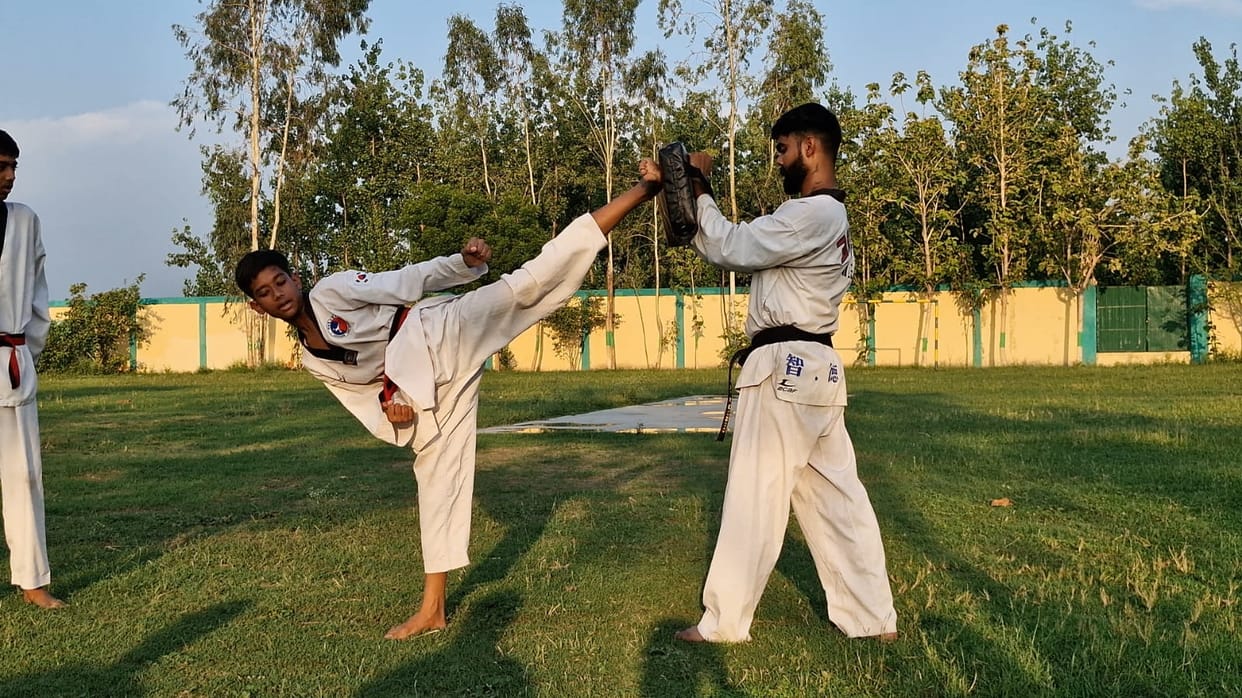 Arham and Arihant passed the black belt test