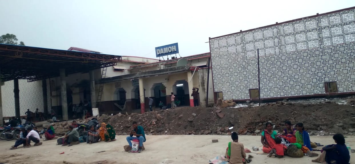 After four months, Damoh Railway Station will be visible in a new form Amrat Bharat Scheme