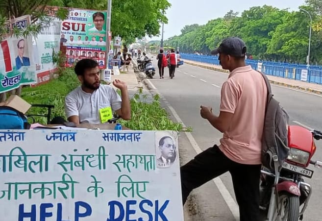 Guided students by setting up help desk