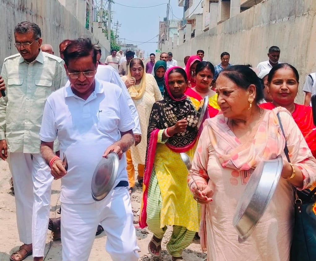 Protested by banging thali