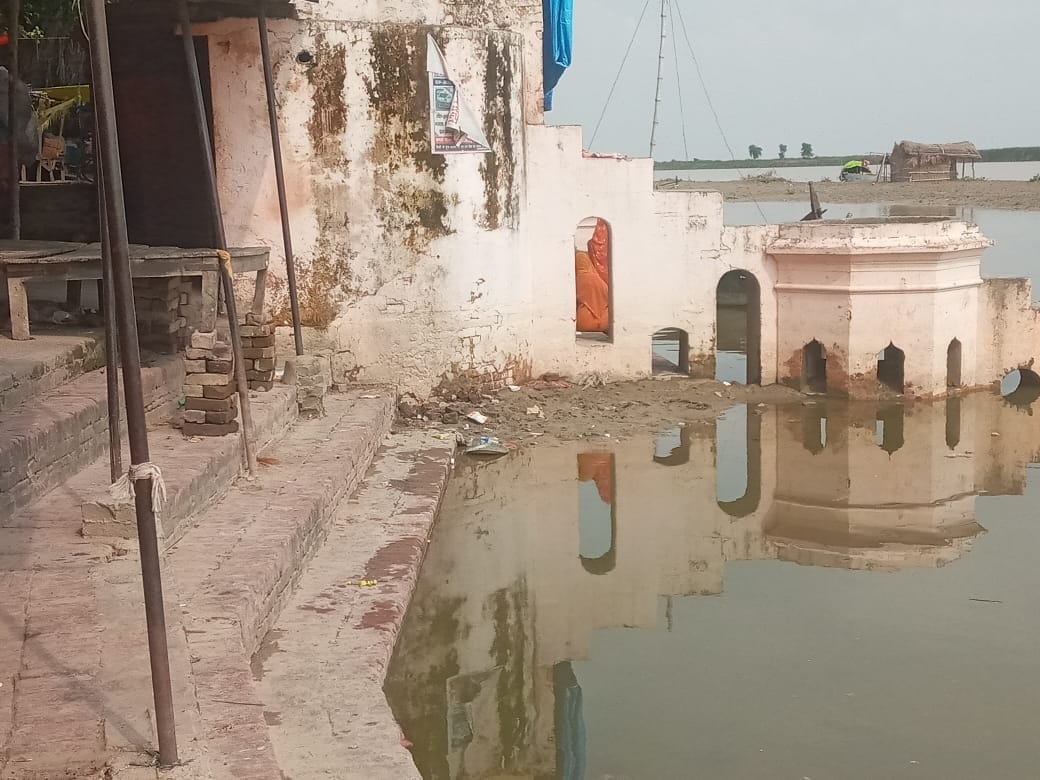 Water level of Saryu, Rapti and Gorra recedes... relief as well as disaster