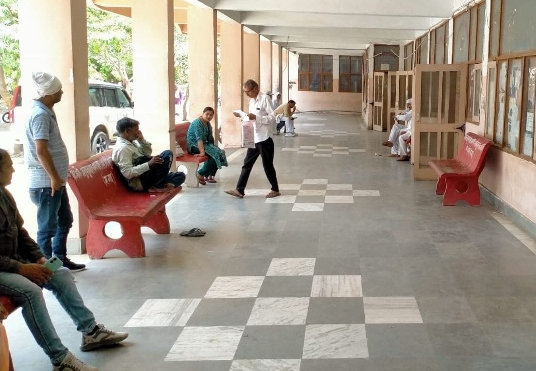 Chairs lying vacant in offices, loss of Rs 12.50 crore in three days