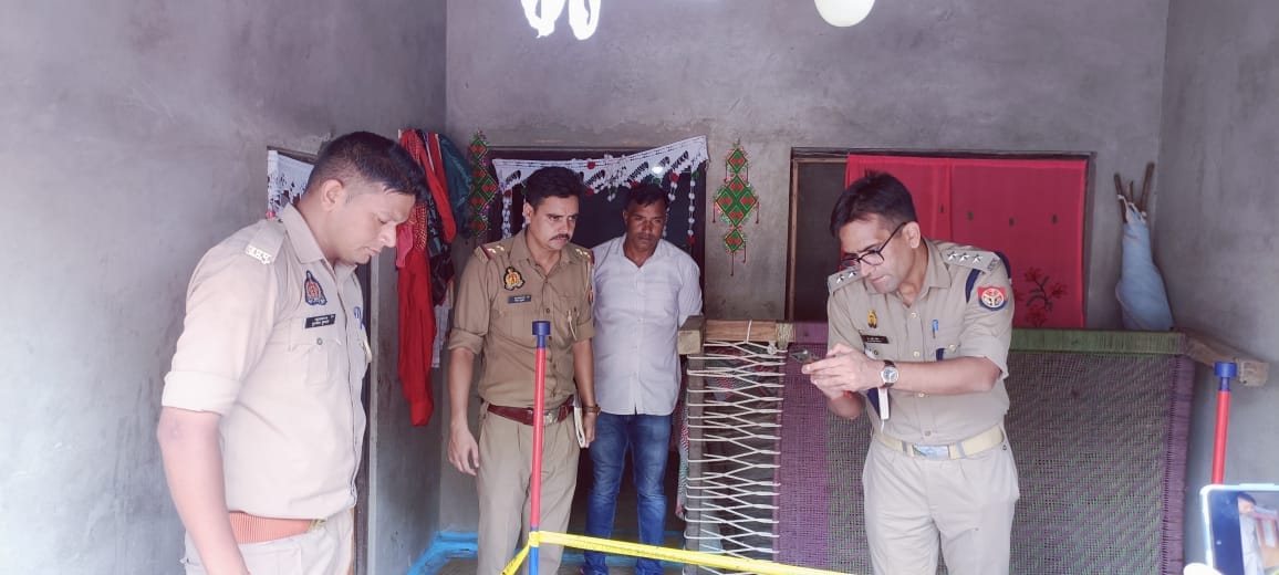 Elder brother murdered by hitting with a hammer