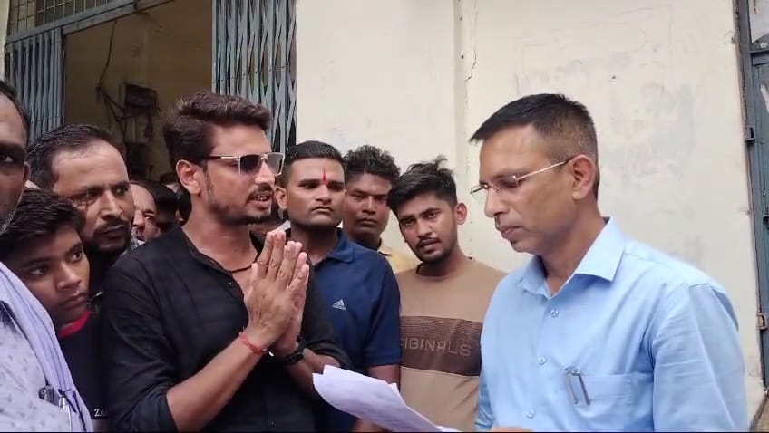 troubled by power cuts Villagers told the Collector that careless employees should be sent to other blocks.