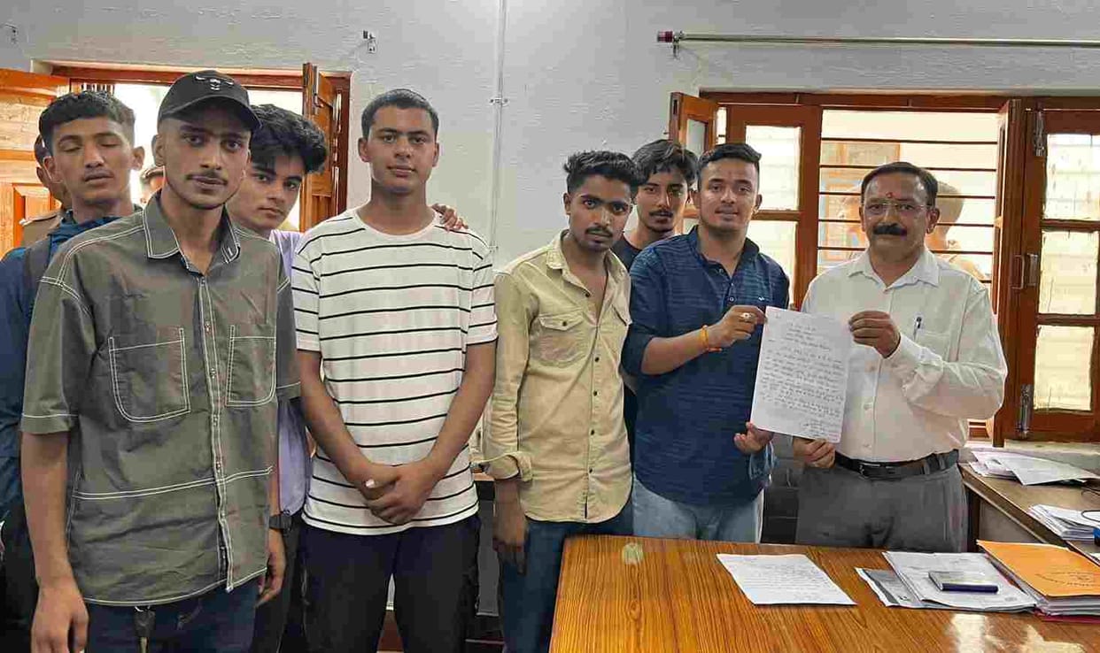 Campus locked on demand to open new college in Pithoragarh
