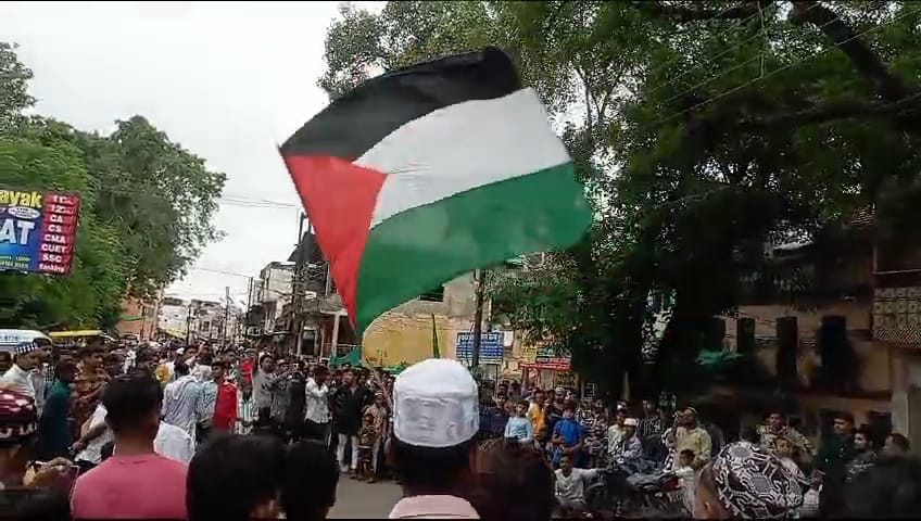 Khandwa: Palestine flag was hoisted in the procession of Tajiyas Bajrang Dal objection police
