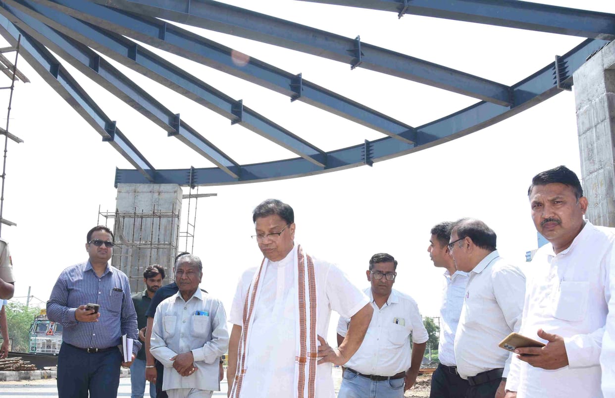 The first entrance of the city can be ready by August 15