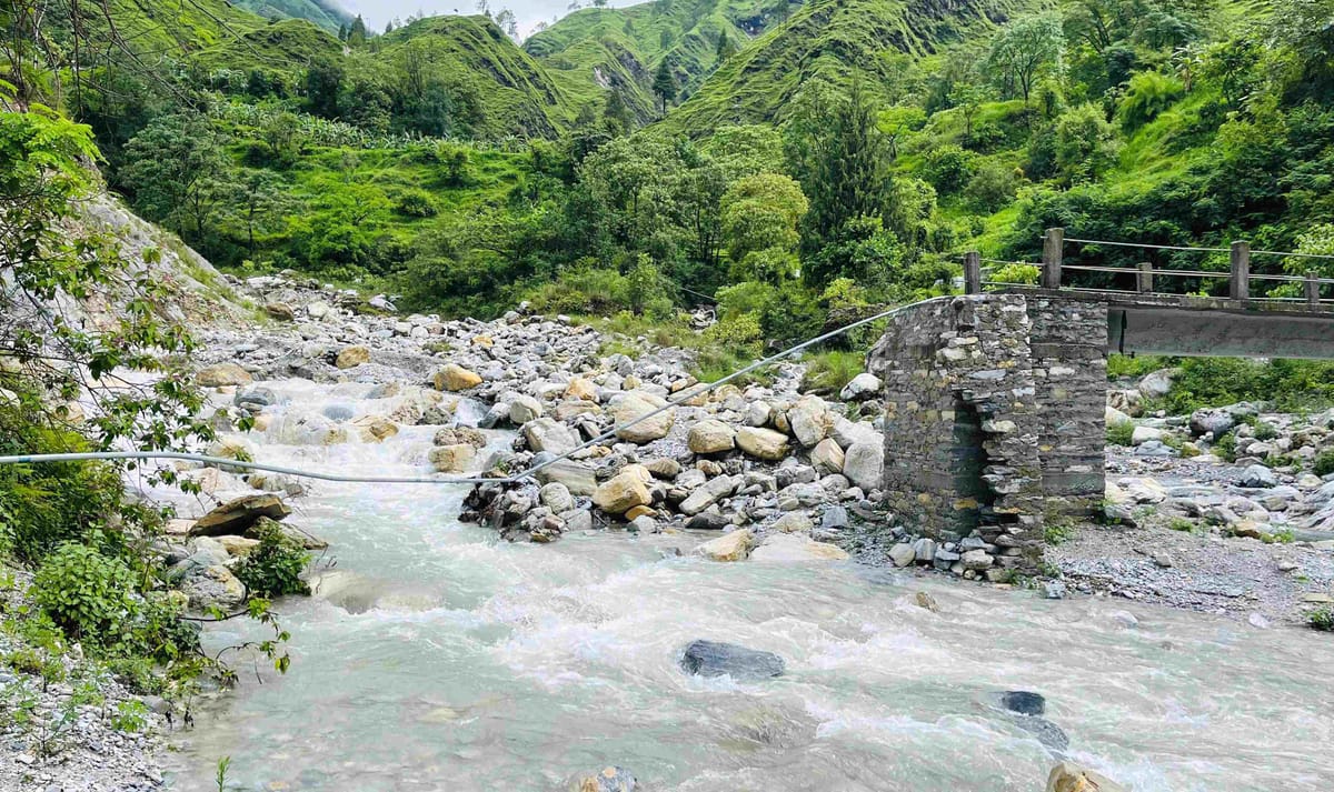 रुड़की: रवासन पर झूला पुल होता तो नहीं जाती छात्र की जान, बरसात के दिनों में नदी ने अब तक कई जिंदगियां लील ली