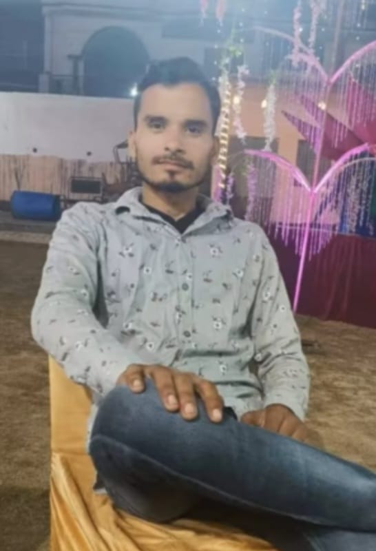 Rahmapur youth died due to electric shock in Ghaziabad