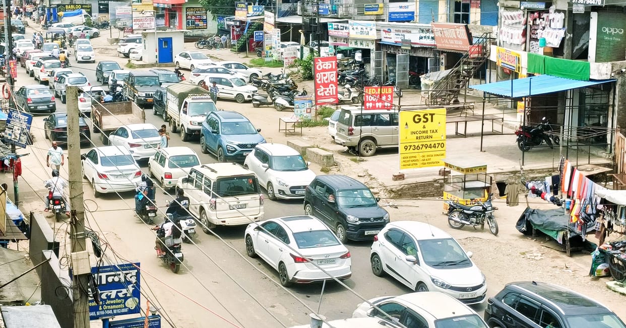 Jam problem worsens on Baddi Sai Road