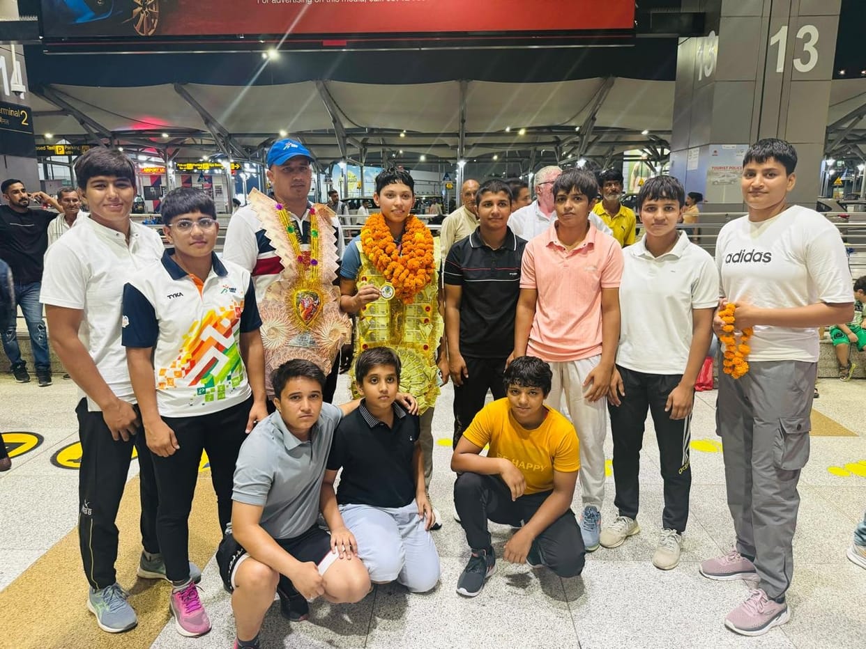 Rubin welcomed back after winning medal in Asian wrestling competition