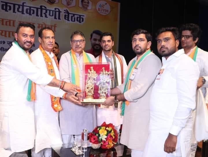 BJP has plans to get counted, Congress only has corruption: Dr. Satish Poonia