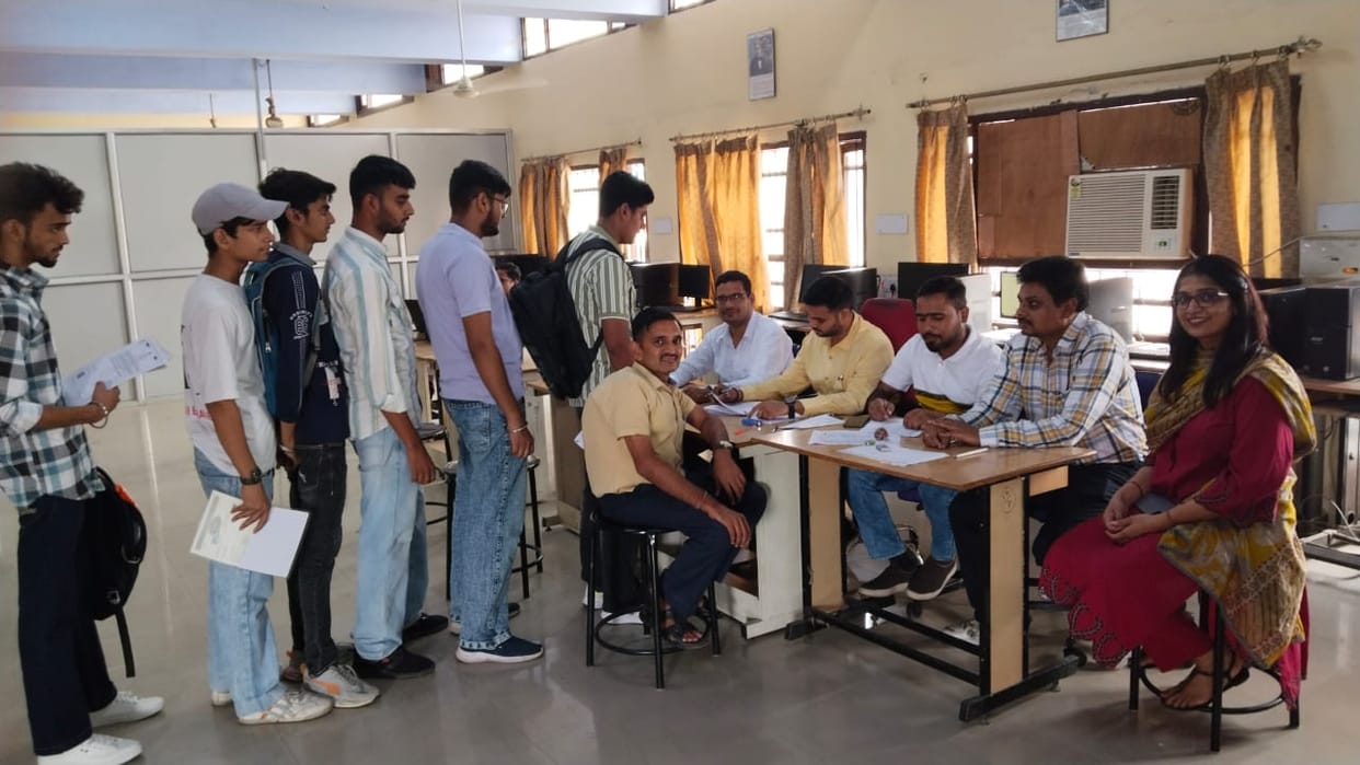 Today is the last day to pay fees in Polytechnic