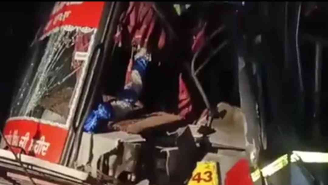 Near Sanwara Toll Plaza 

Case registered against the driver in the accident