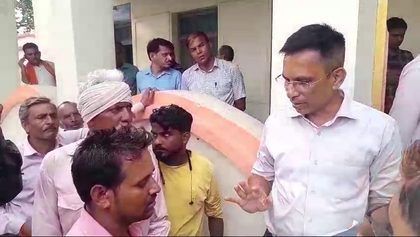 Troubled by the illegal recovery of YouTuber, Sarpanches applied to the Collector