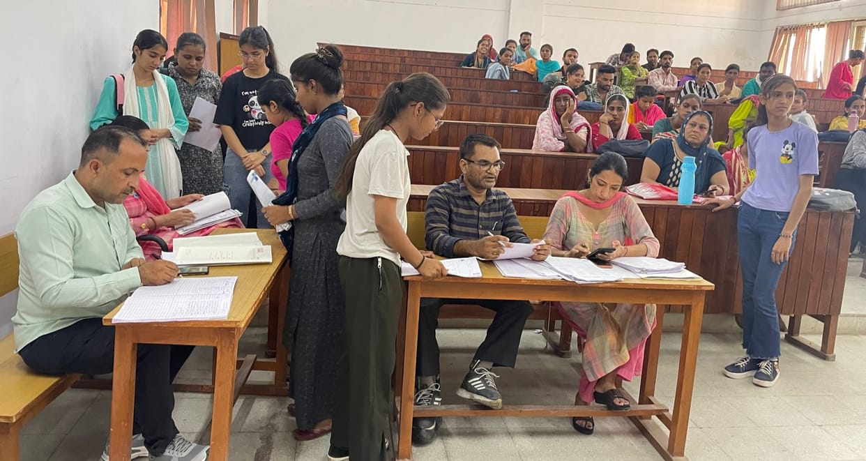 340 applications have so far been received for postgraduate studies in Government National and Women's Colleges.