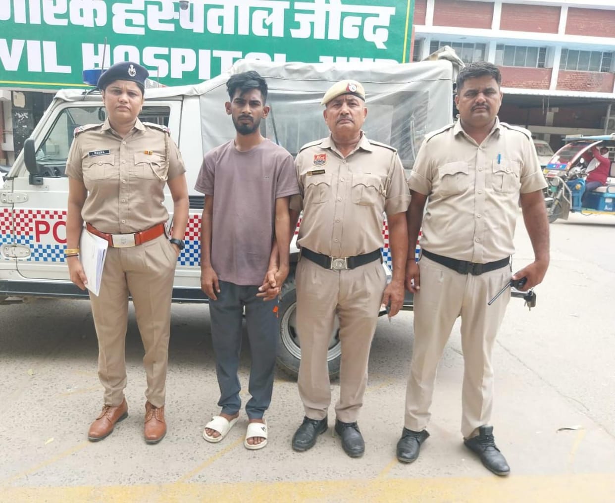 The accused of rape by posing as an IPS officer was sent to jail