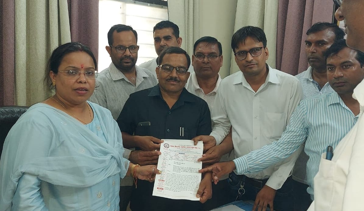 Expressed displeasure over the action of cutting salary without taking any explanation