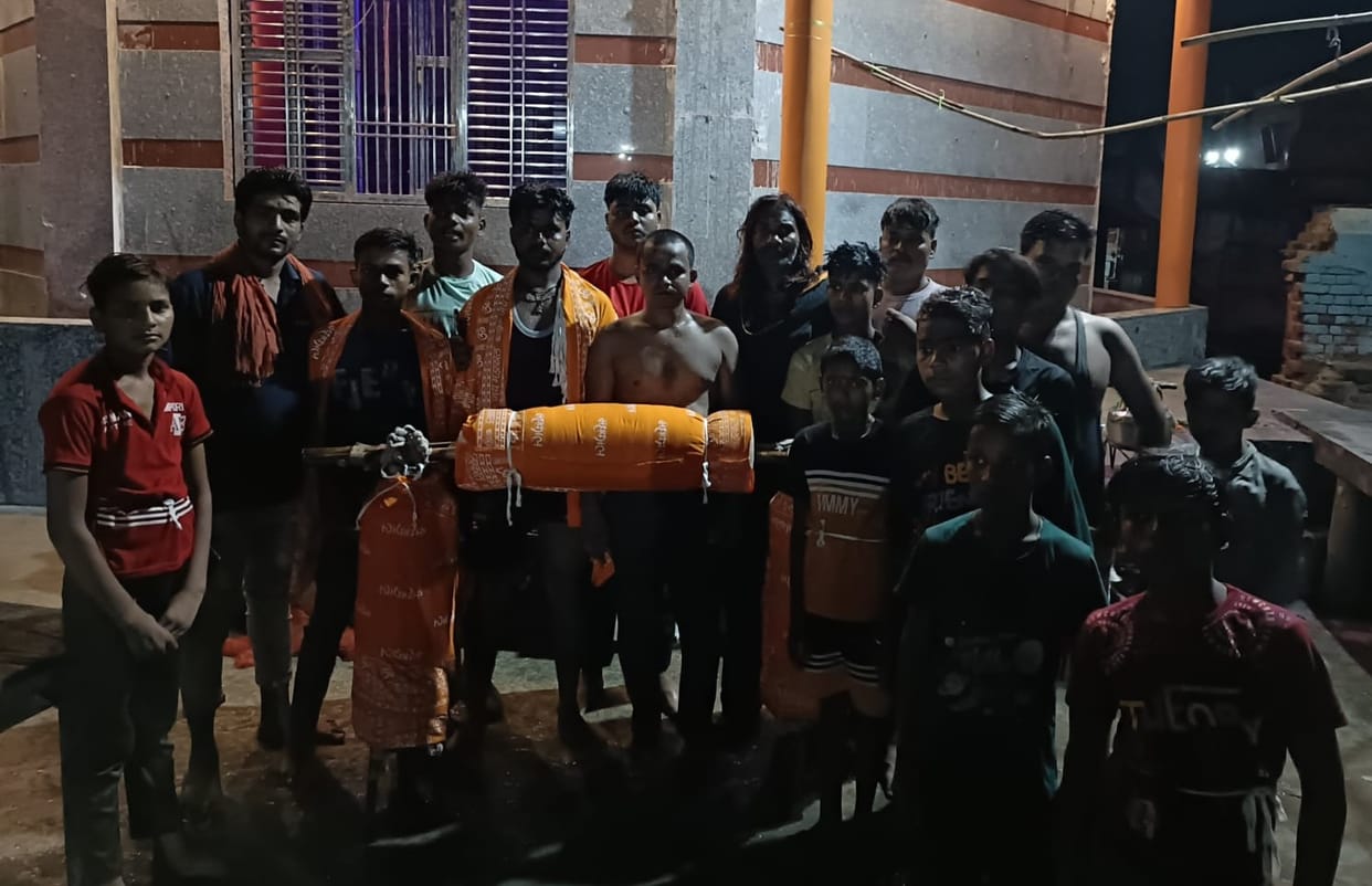 Shivalaya echoed with 'Bol-Bam' on the first Monday of Sawan